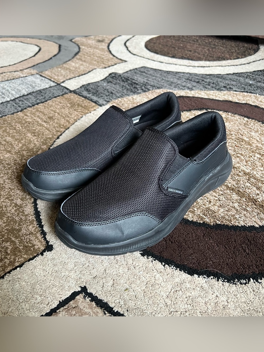 Men’s Skechers Relaxed Fit Equalizer Slip On Size 10.5